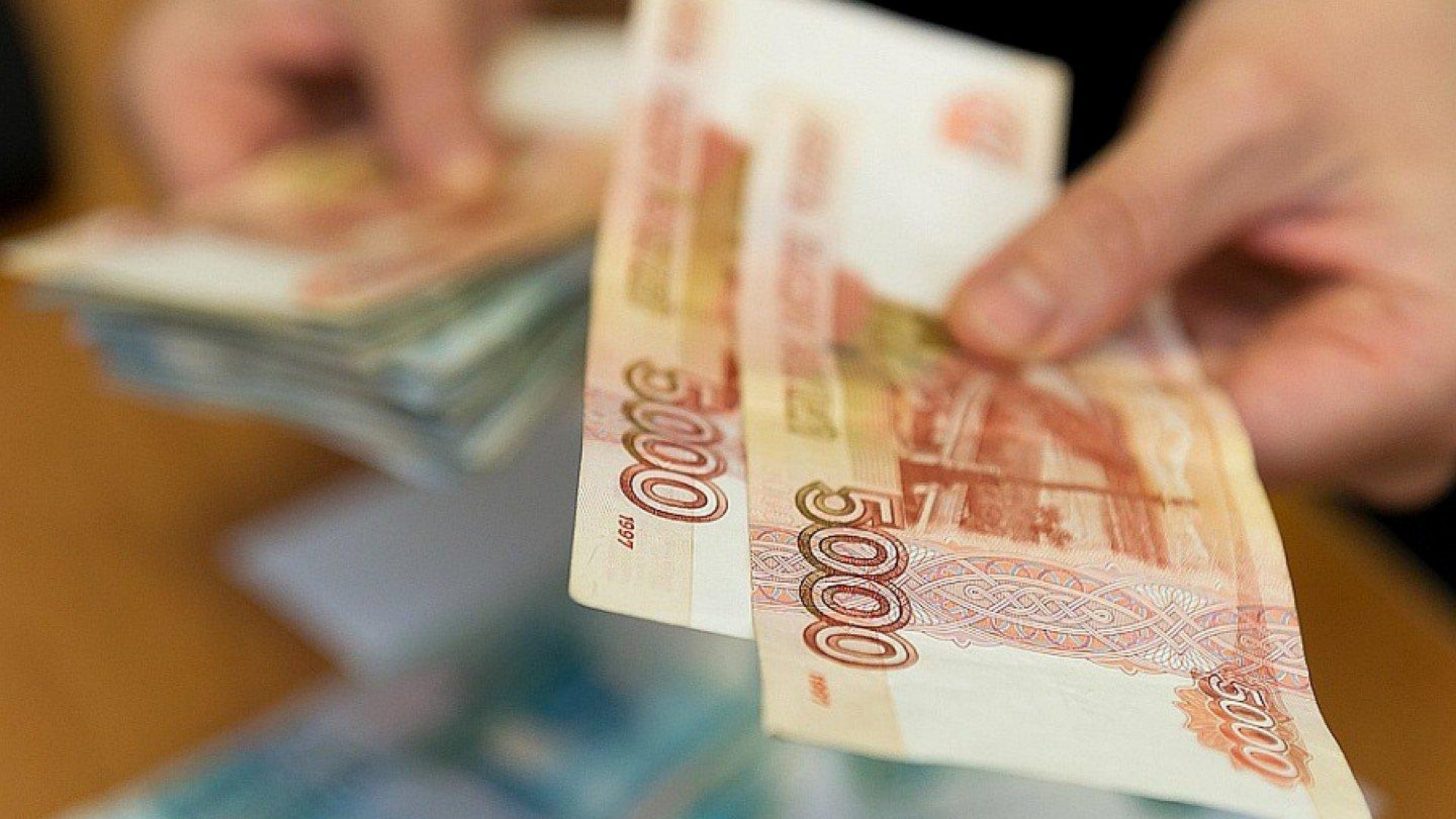 Рабочий вопрос - 11.04.22 Удержали из зарплаты? Разберем, когда это законно?