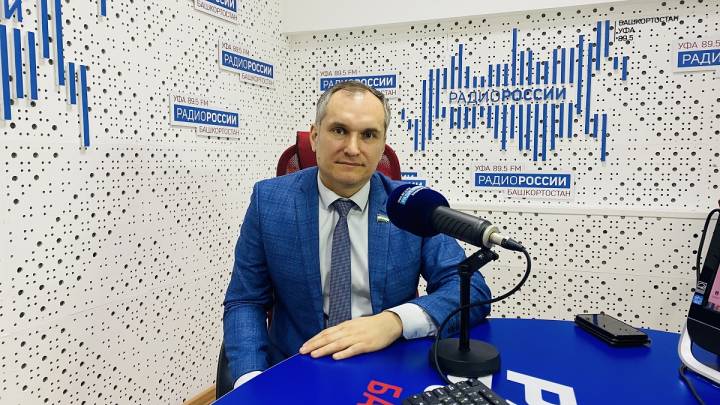 На "Земле Санниковой" рассказали абитуриентам, как расставить приоритеты | ГТРК «Башкортостан»
